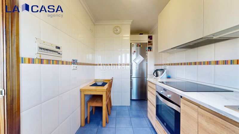 Foto 770d9dd1-e417-4699-87c0-7fb7d5b0659e. Casa adossada amb aparcament a Oriñón- Allendelagua Castro - Urdiales
