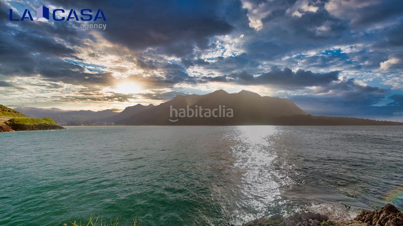 Foto a80855bc-e762-4739-9c3e-48b1570d0cdd. Casa adossada amb aparcament a Oriñón- Allendelagua Castro - Urdiales