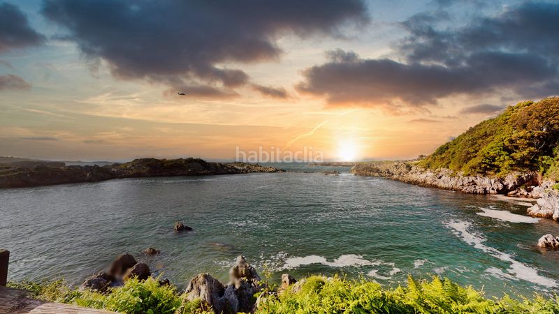 Foto b3d9a34b-e726-452f-87d1-a82ed7c75a80. Casa adossada amb aparcament a Oriñón- Allendelagua Castro - Urdiales