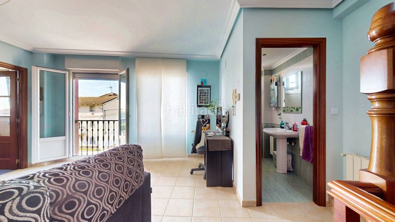 Foto bbdd9a8f-249d-407d-a58f-facf372f991b. Casa adossada amb aparcament a Oriñón- Allendelagua Castro - Urdiales
