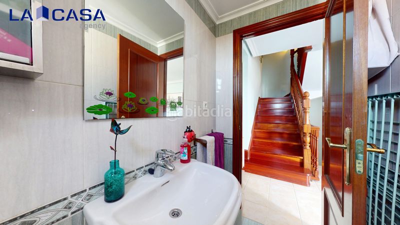 Foto e559caee-deb7-4ae0-a780-eda3b30dedb2. Casa adossada amb aparcament a Oriñón- Allendelagua Castro - Urdiales