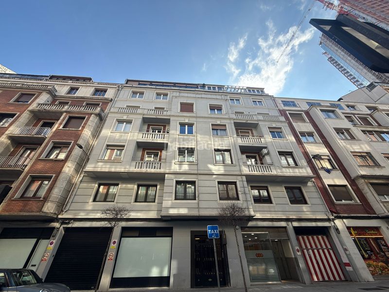 Foto 7c5abb5b-44f9-4319-aa49-d978720660c4. Pis amb calefacció a Basurtu Bilbao