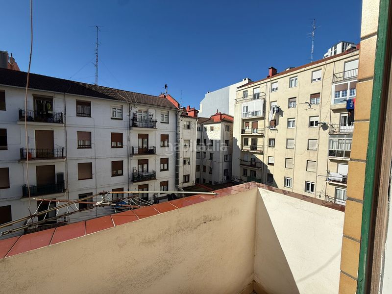 Foto d3f955a8-6c40-4f04-baa1-e6f670fac5e7. Pis amb calefacció a Basurtu Bilbao