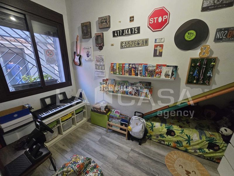 Foto ab293178-aaf1-4135-a5ff-b97ceb45b83c. Planta baixa a San Pedro-Gabriel Miró-María Guerrero Línea de la Concepción (La)