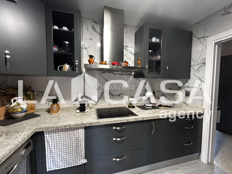 Foto 3901cfa9-6f27-4220-983b-f3473355c522. Chalet en Olivar de Quintos Montequinto