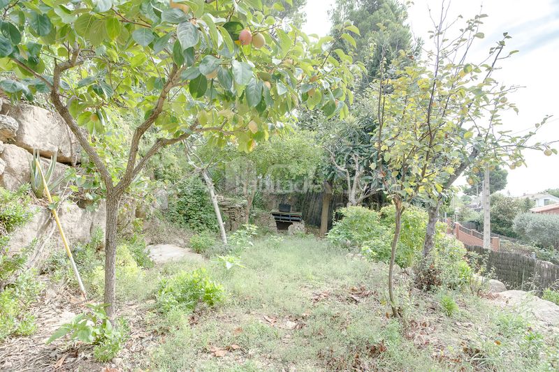 Foto b37e143b-1b61-4f15-90b6-ef3df4de84c0. Casa amb calefacció aparcament piscina a Corbera de Llobregat