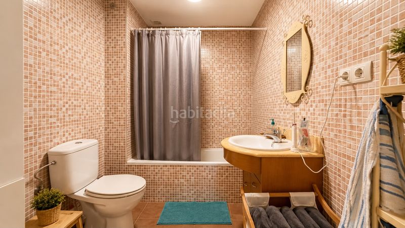 Foto 57e10db6-2948-4742-b9c9-95dd1a5d3f33. Àtic a El Camp de l´Arpa del Clot Barcelona