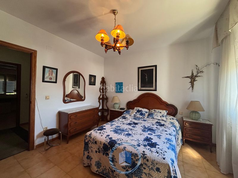 Foto d0352d41-b363-4cba-acea-71c568d5871c. Casa adossada amb aparcament a Condequinto Montequinto