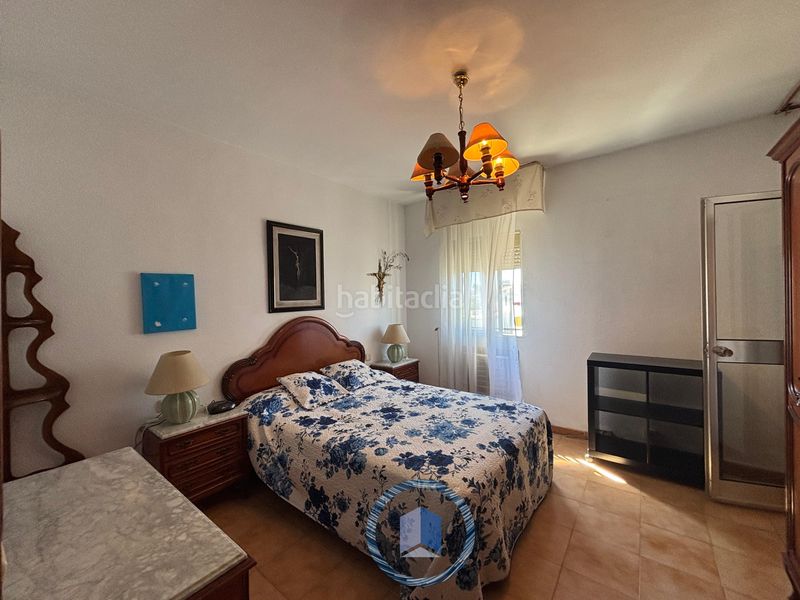 Foto e5f2b125-91b5-4625-9ff6-19aa02f1e93e. Casa adossada amb aparcament a Condequinto Montequinto