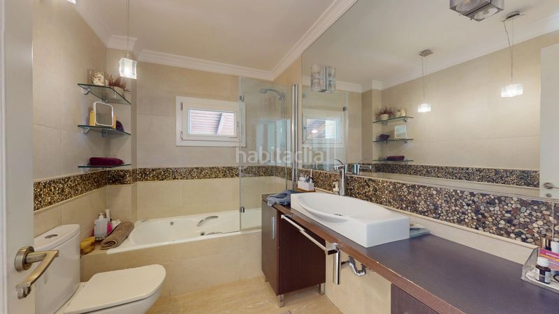 Foto 118e1a7c-d36c-4fa0-84c2-8465c9a0c756. Casa amb aparcament a Bermeo