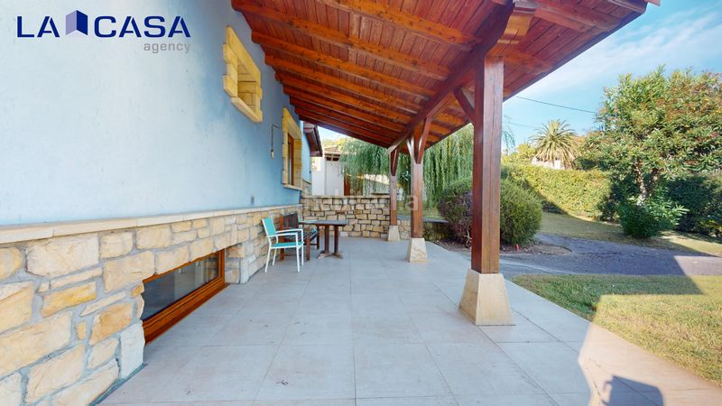 Foto 12a12638-8fc9-4463-a1a7-8519ffb07e5e. Casa amb aparcament a Bermeo
