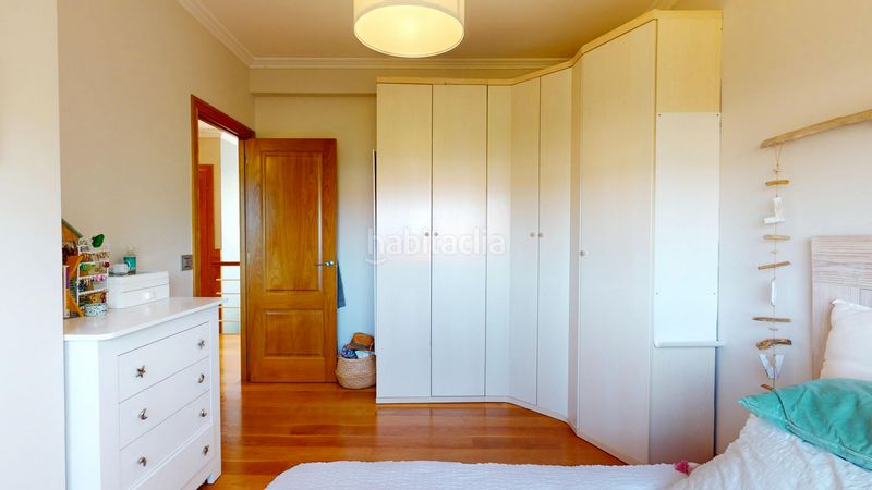 Foto 34b6b52d-2ea7-4cdb-8489-8e6a34a3223f. Casa amb aparcament a Bermeo