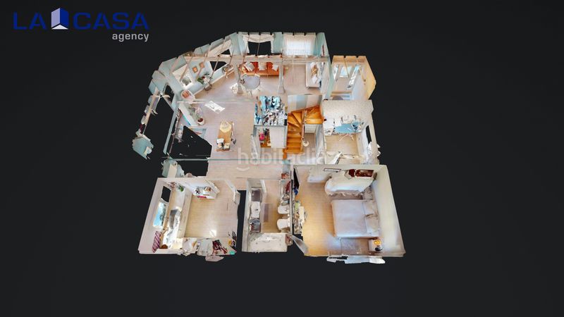 Foto 3b361648-1804-4793-ac05-4dc8b2073729. Casa amb aparcament a Bermeo
