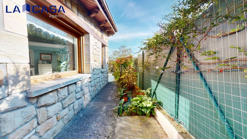 Foto 41ef8d30-8395-4051-9754-9f60547c359a. Casa amb aparcament a Bermeo