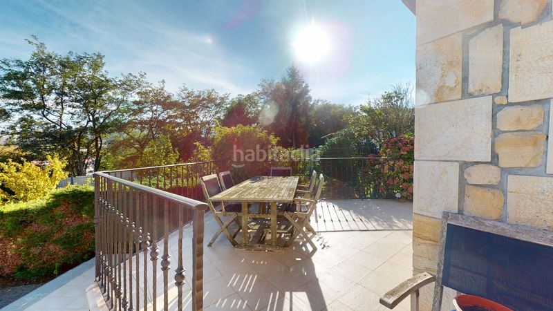 Foto 47a7c88c-87d6-4bcf-bddd-9f186964a842. Casa amb aparcament a Bermeo