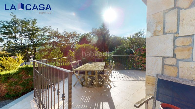 Foto 874eb2ff-8b0c-4565-8087-dbcbeb2aebd5. Casa amb aparcament a Bermeo