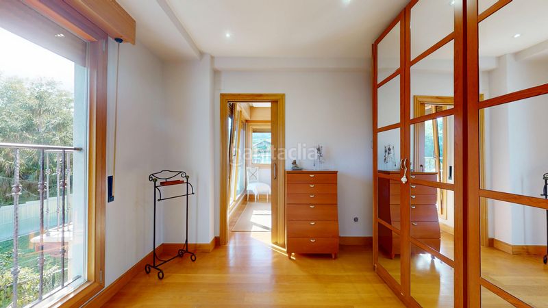 Foto c909d06f-48b6-49c6-b3cc-31b2cd1797cd. Casa amb aparcament a Bermeo