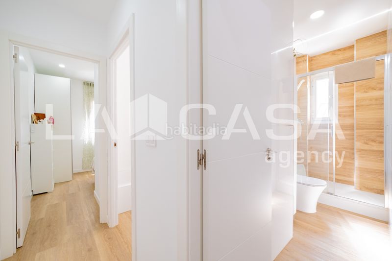 Foto b423db0f-1c35-4a68-872a-136007160d73. Pis a L´Amistat Valencia