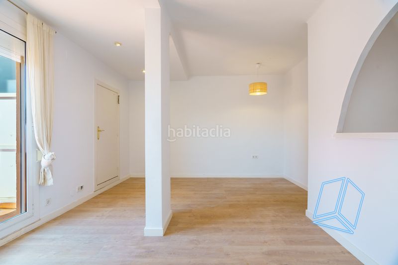 Foto 678c694d-676b-4389-9ab5-6f109e119477. Àtic amb calefacció a Guinardó Barcelona