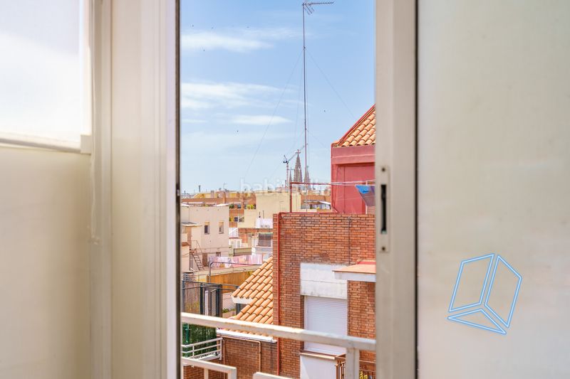 Foto f766c061-5356-4648-b957-f5f055f37951. Àtic amb calefacció a Guinardó Barcelona