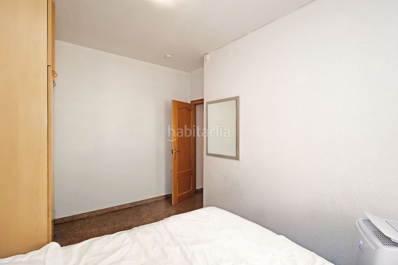 Foto aae3dfba-6f52-4c05-9bdf-bed1f2747729. Pis amb calefacció aparcament a El Poble Sec - Parc de Montjuïc Barcelona