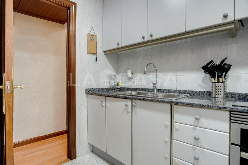 Foto 637a35f7-db24-4912-89cd-e6a2bd9f8d7e. Pis amb aparcament a Besòs - Maresme Barcelona
