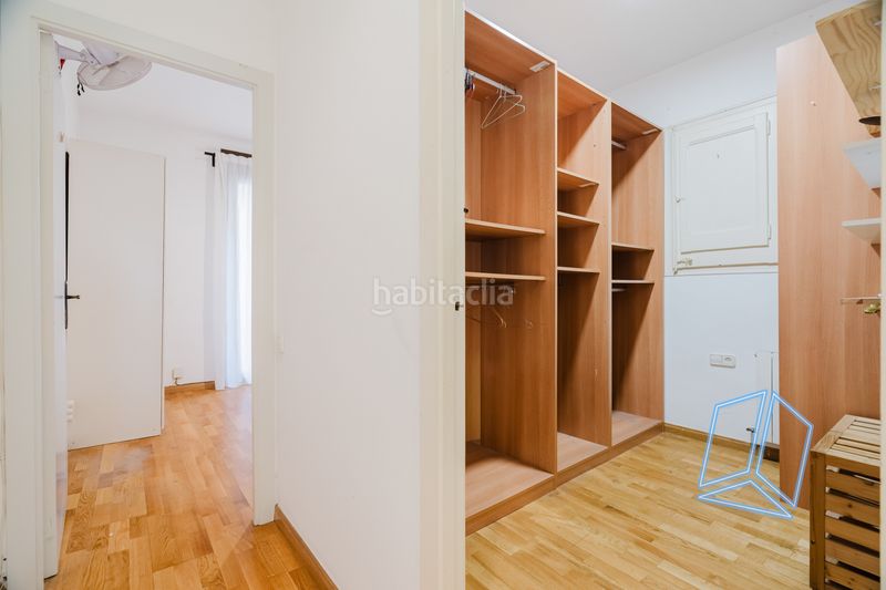 Foto b40c6602-e991-4502-81ed-89980d3a4517. Pis a Vila de Gràcia Barcelona