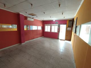 Local Comercial a Carrer Buguenvil·lea