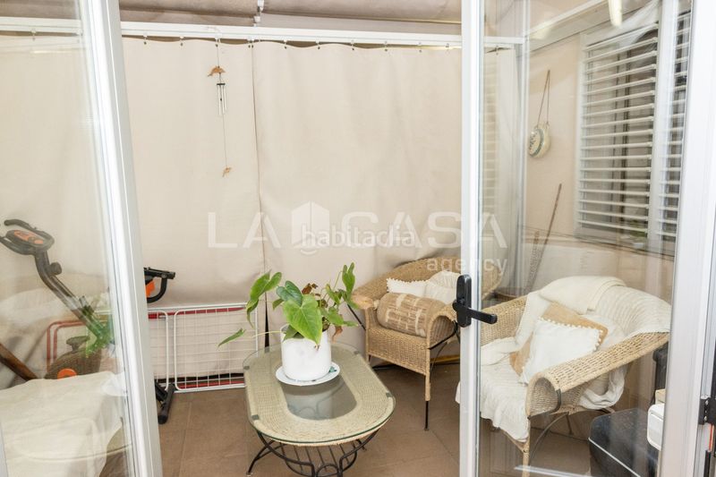 Foto f852fa88-dddb-48c8-ae02-973219f25a46. Pis amb calefacció aparcament a Vilapicina - Torre Llobeta Barcelona