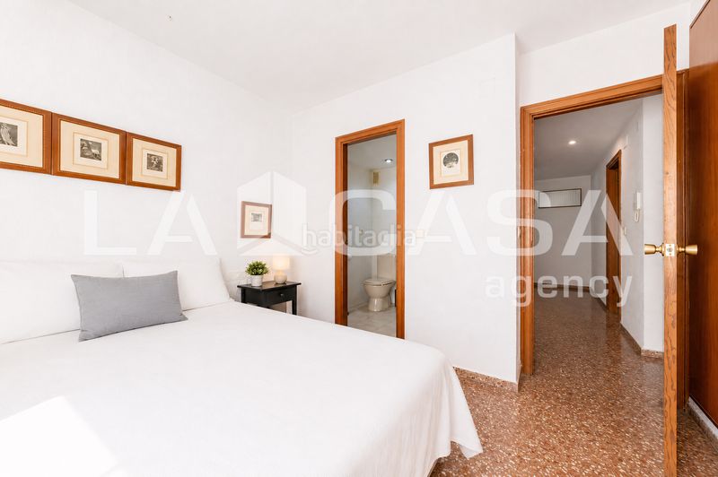 Foto ad1d5c3b-e773-4689-81e6-765aff88fd85. Pis a Beteró Valencia