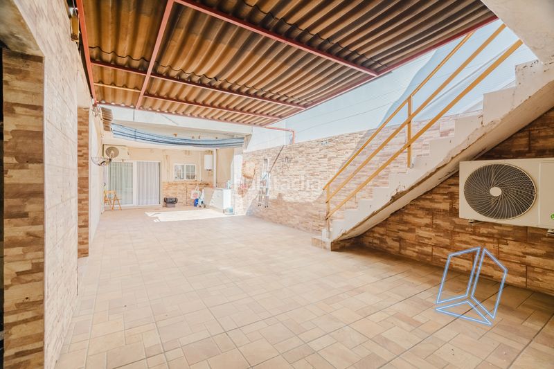 Foto f60517d5-e848-407b-81bc-a67df931ed02. Planta baja en Passeig Maragall Gavà