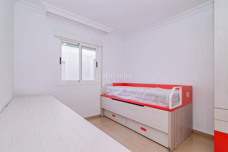 Foto d26d40ec-c98d-479f-ab6f-8a890f8c2fbe. Pis a Playa de Granada Motril