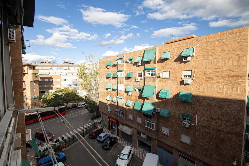 Foto 3b8192bb-573d-43ee-b760-0f1c9e277e58. Appartamento con riscaldamento parcheggio in Angustias - Chana - Encina Granada