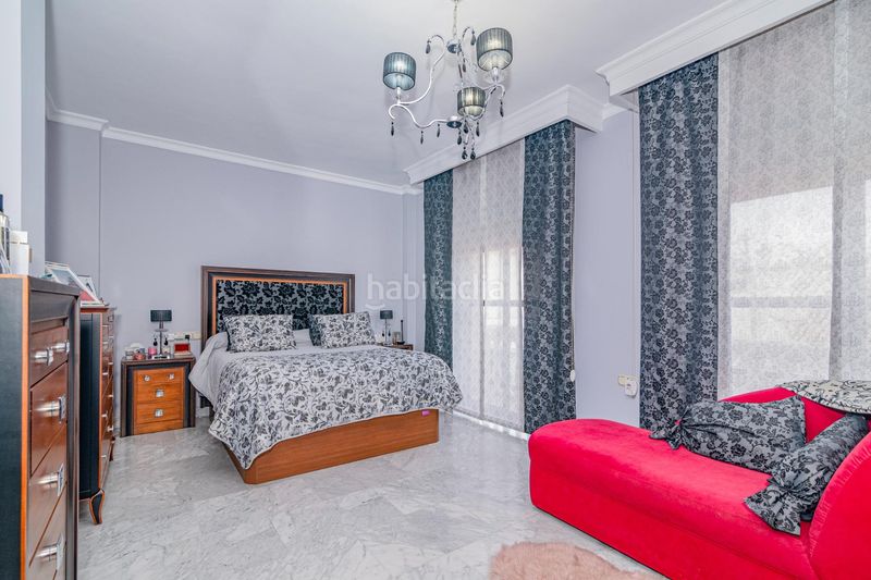 Foto a5f879e6-0d30-45ef-9194-06c84563c3f2. Chalet casa en Maracena