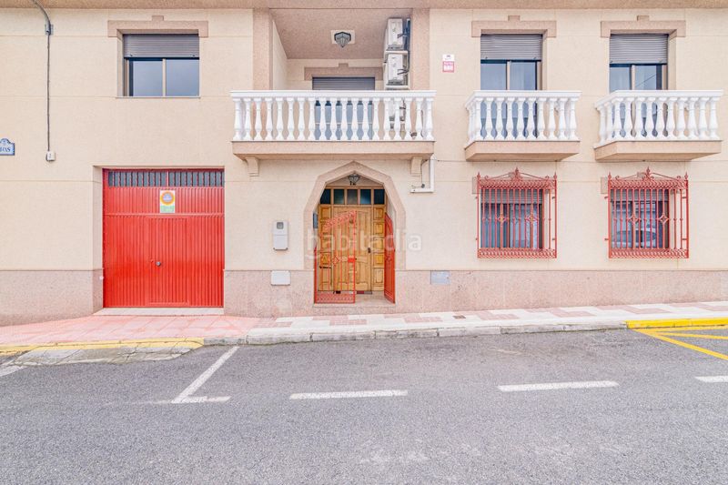 Foto c0de9aa2-7027-4bc1-bc97-5097a78805c7. Chalet casa en Maracena