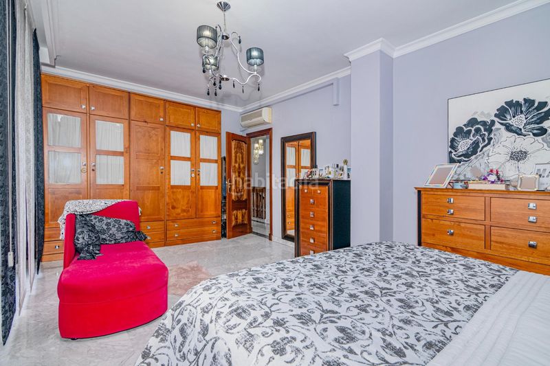Foto f01237f1-ac3e-4ff8-9236-d285b6b81166. Chalet casa en Maracena