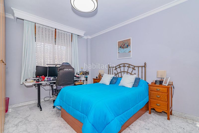 Foto f6e7fcf8-e282-42ef-9c52-a160e168a8ce. Chalet casa en Maracena