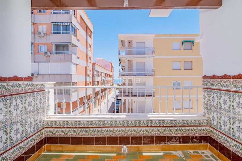 Foto 99971b9b-d410-433a-8cf4-b44b283a8a52. Apartament amb aparcament a Calahonda - Carchuna Motril