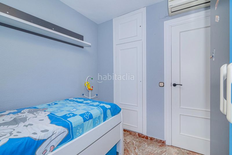 Foto 076021b4-9ea5-4925-a76a-21fbbdaa9804. Casa adossada amb aparcament a Híjar Gabias (Las)