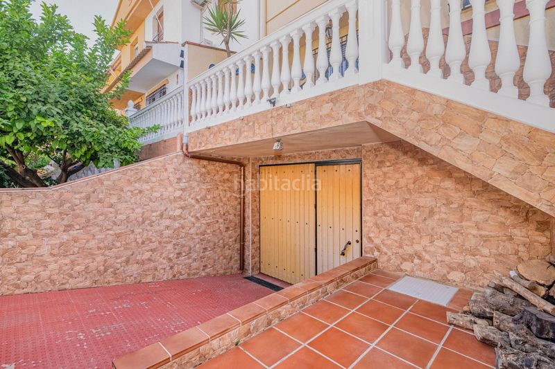 Foto 5a00d5fb-b8e1-484b-afbd-dd19aa078bac. Casa adossada amb aparcament a Híjar Gabias (Las)