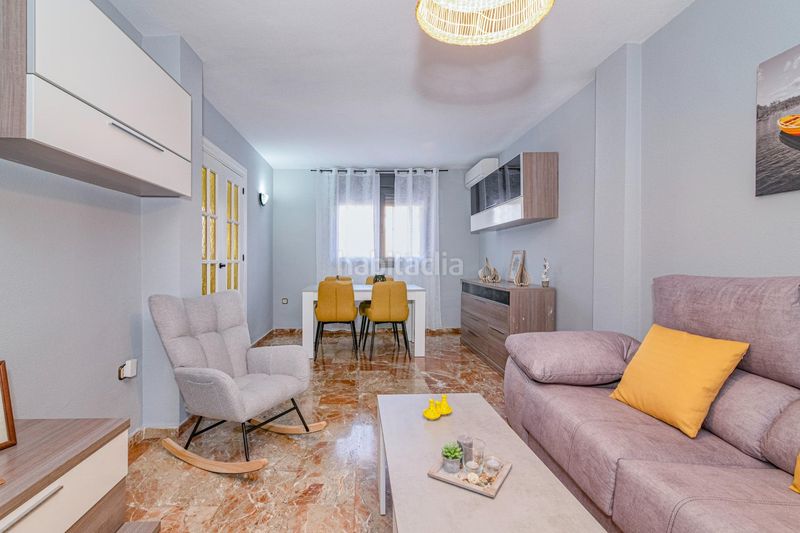 Foto de59107b-0b72-4d42-b0e7-a58a00558773. Casa adossada amb aparcament a Híjar Gabias (Las)