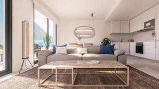 Apartamento en Punta Prima. Apartamento en quinta planta de 3 dorm. a 300m de la playa en pu