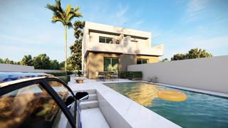 Casa pareada en Daya Nueva. Villa pareada de 3 dormitorios con piscina privada en daya nueva