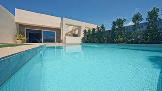 Chalet en Algorfa. Chalet independiente de 3 dormitorios de nueva construcción a la