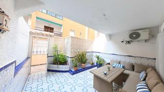 Haus in Avenida francia 13. Bungalow planta baja a 200m de la playa de la mata