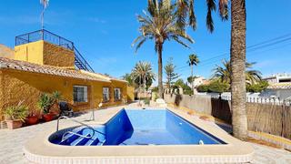Casa adossada en Punta Prima