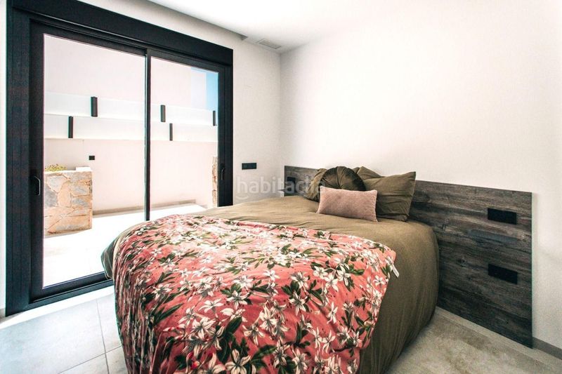 Foto fdaa1693-95ac-478e-b092-89eb48589531. Planta baixa amb aparcament piscina a Rojales