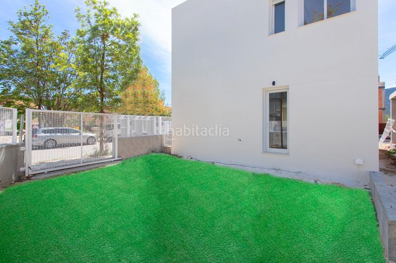 Foto f1c89c89-8992-48c8-af23-fe42e6a5fa7a. Chalet villa de nueva construcción con sótano en hondon de las nieves en Hondón de las Nieves