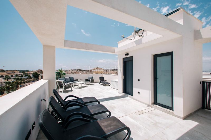 Foto 02ac7350-f68d-4bc3-bee4-b06d4994bee8. Ático estupendo ático de lujo con piscina privada y vistas al mar en ciudad quesada. en Rojales