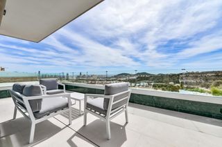 Attico in Balcón de Finestrat-Terra Marina. Fabuloso ático en residencial de lujo con vistas al mar en fines